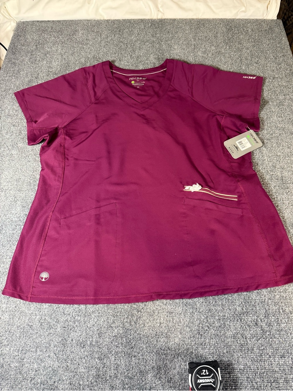 Healing Hands Women’s V-Neck Scrub Top in Wine XXL